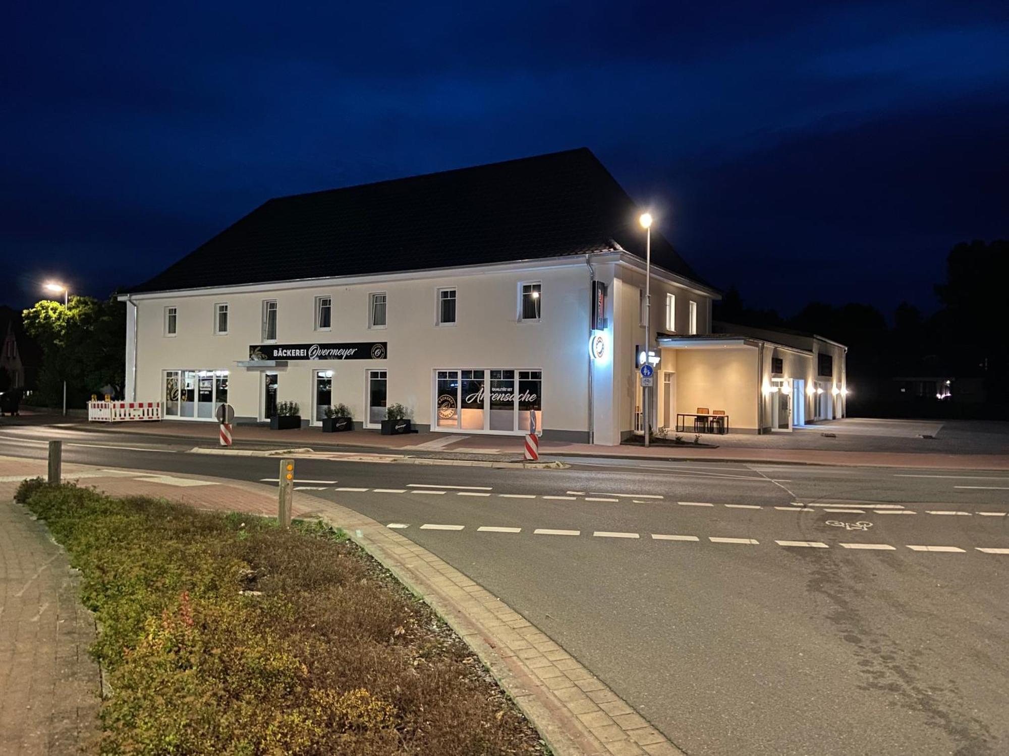 Central Hotel Wagenfeld Exterior foto